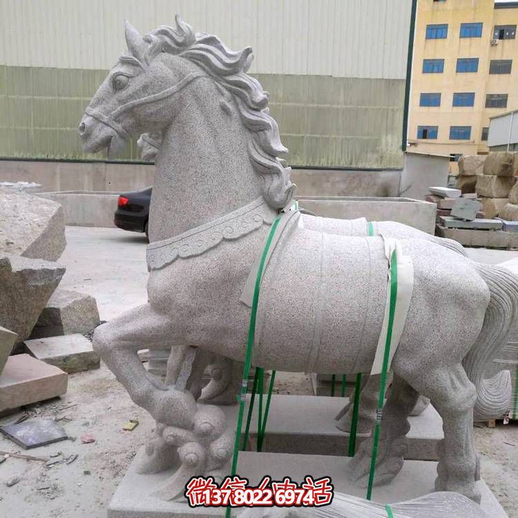主題砂巖雕刻馬擺件，點綴園林廣場美景